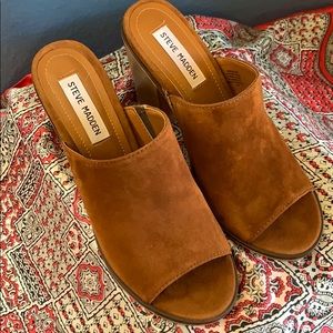 Steve Madden suede open toe chunky heel mule